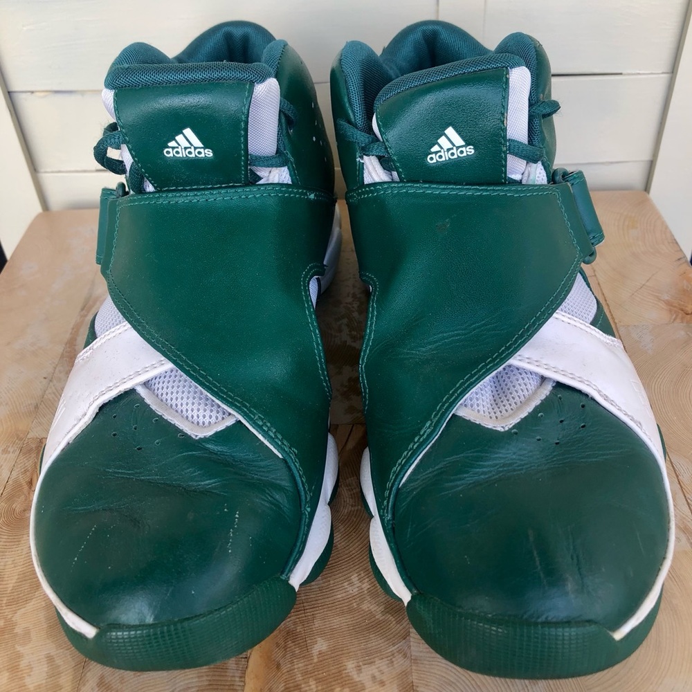 Adidas Sneakers in Green and White with Velcro Closure Size 6
